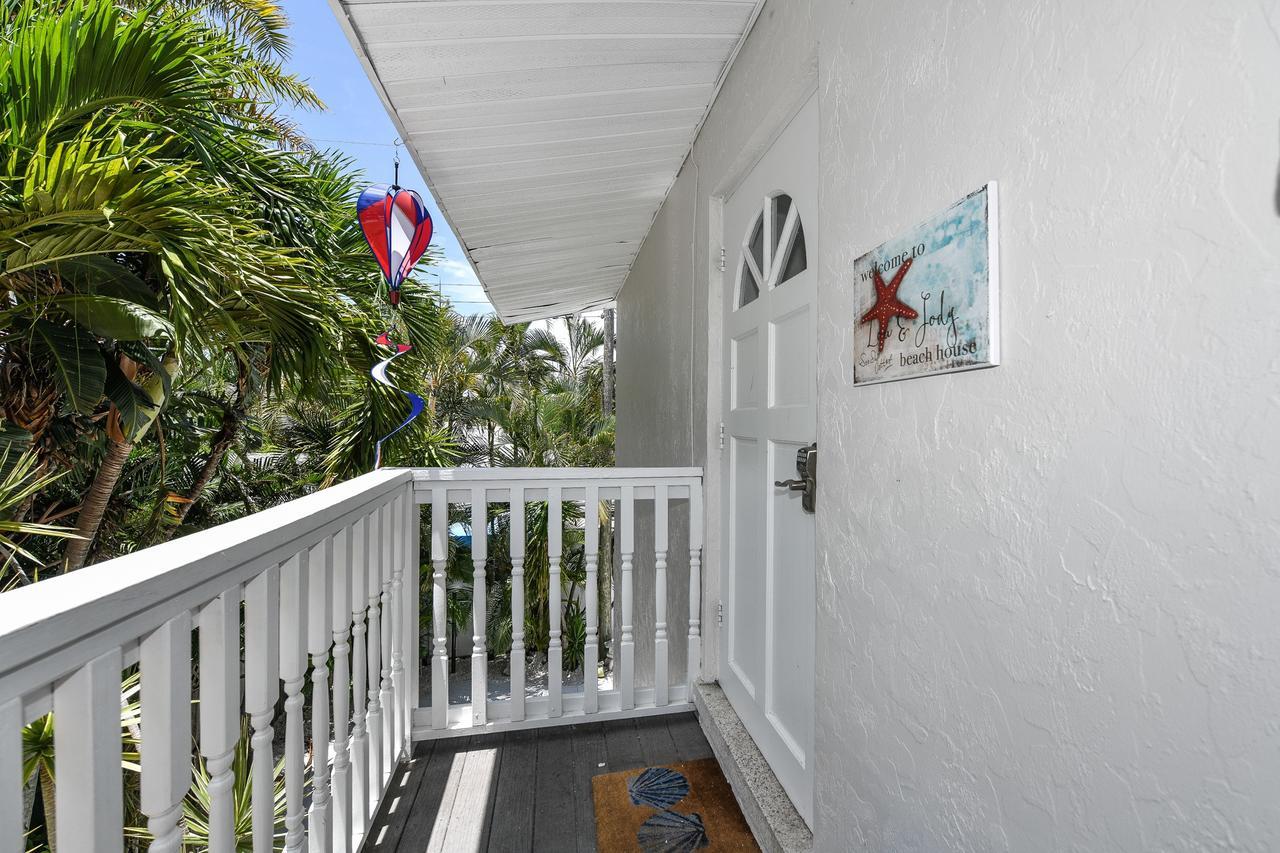 Ljs Cottages On Siesta Key By Beachside Management Exterior photo